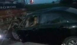 郑州爆料车祸最新消息视频,惨烈现场直击，多车连环相撞！